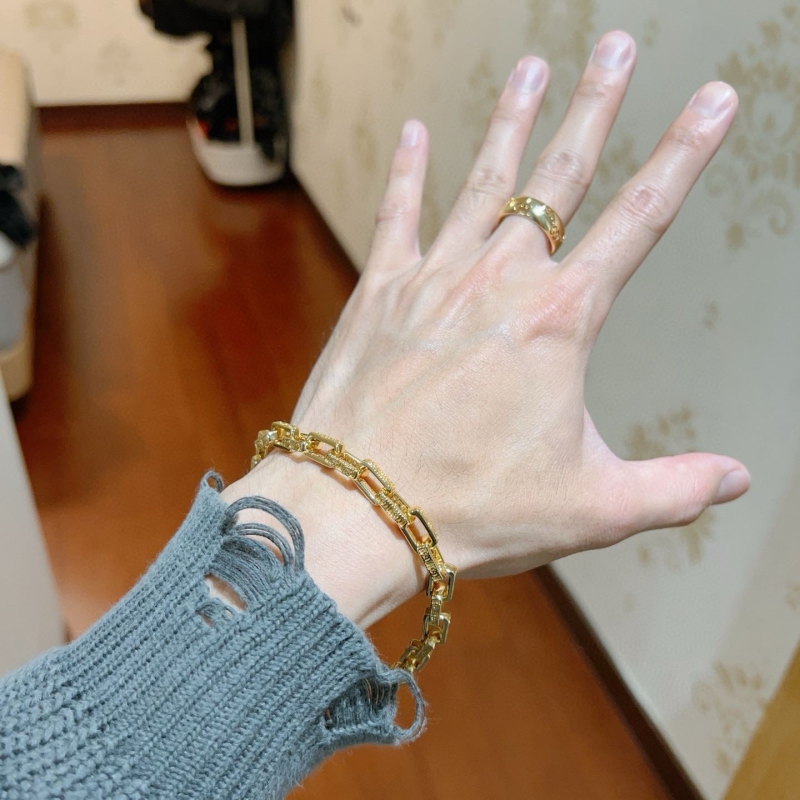 Gvc*1 bracelets